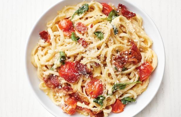 Bacon-Tomato Linguine