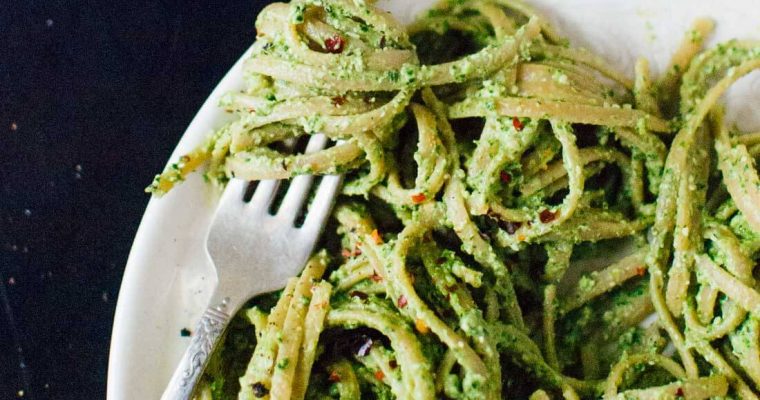 Spaghetti with Kale-Walnut Pesto